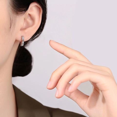 Boucles d'Oreilles Créoles en Argent Sterling 925 Nœud de Bambou Zirconia Élégantes Minimalistes Micro Incrustées pour Femmes Bijoux