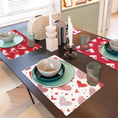 Valentine's Day Red Heart Placemats Linen Fabric Heat Resistant Washable Table Mats For Holiday Party Home Decoration