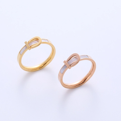 Anillo De Acero Inoxidable Con Hebilla De Cinturón E Incrustación De Concha Mensaje Love Forever Joyería Para Mujer