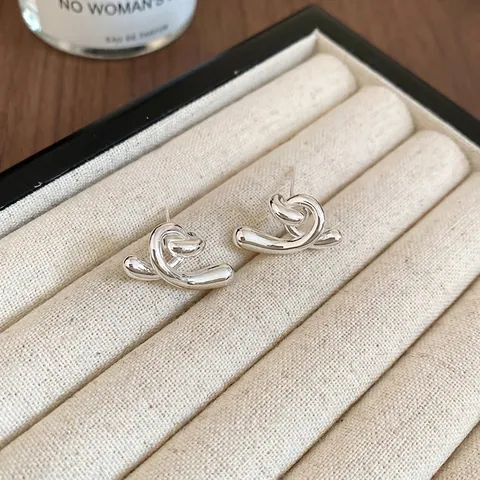 Pendientes De Botón Con Nudo Retorcido Minimalista Joyería De Metal Geométrica Con Poste De Plata Para Mujer