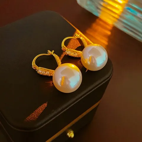 Pendientes De Aro Geométricos Con Cobre Chapado En Oro Perla Artificial De Imitación Y Estrás Joyería Elegante De Lujo Para Mujer