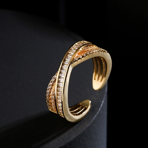 Fashion Adjustable Copper Ring For Women With Colorful Baguette Zirconia Interlaced Design Luxury Light Jewelry Gift
