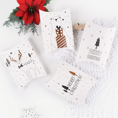 Scatole Regalo Di Natale In Cartone Forma Cuscino Design Renna Orso Polare Albero Per Caramelle Feste Minimalista
