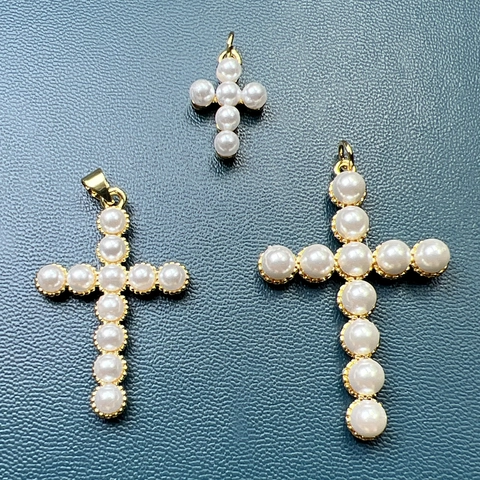 Ciondolo A Croce Con Perla Artificial Sintetica E Rame Placcato Oro 18K Per Creazione Gioielli Accessori Moda Donna