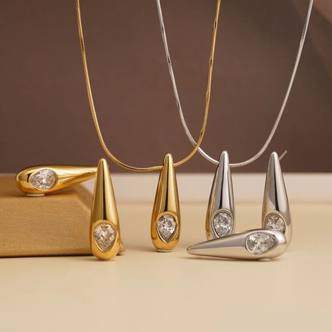 Teardrop Halskette Und Ohrringe 316 Edelstahl PVD Goldbeschichtet Birne Zirkon Wasserdicht Anlaufgeschützt Für Frauen