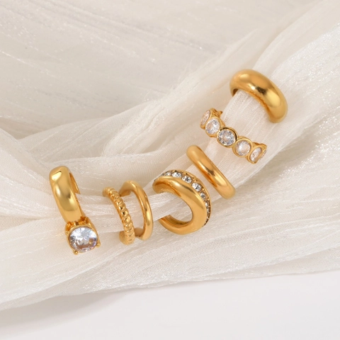 Ear Cuff a Forma di C in Acciaio Inossidabile Placcato Oro Con Strass Orecchini a Clip Per Donna Gioielli di Moda Eleganti Orecchini Sovrapponibili