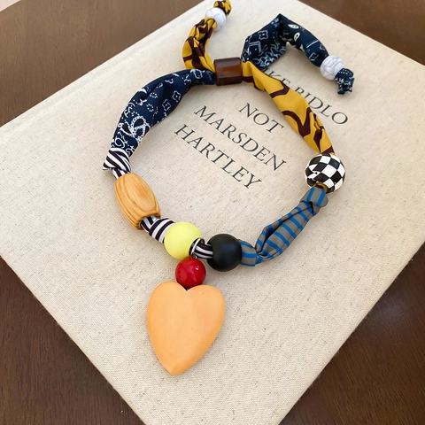 Vintage Scarf Necklace Silk Fabric Patchwork Wooden Beads Acrylic Heart Pendant Necklace Long Chain Fashion Sweater Neck Ornament Jewelry For Women
