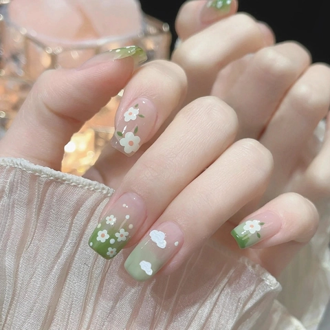 Green Gradient Press On Nails Flower And Cloud Design Square Shape Fresh Style For Women Daily Wear Artificial Manicure