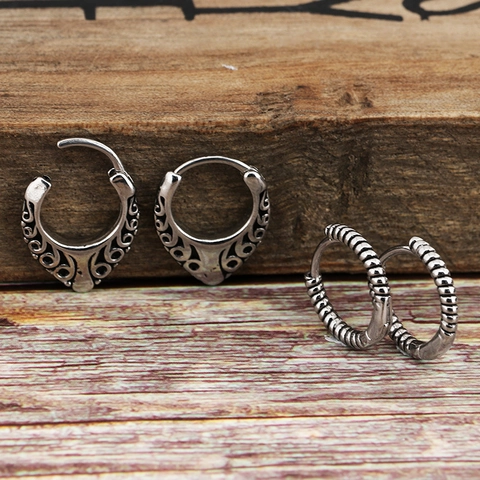 Vintage Edelstahl Ohrreifen Ohrringe Retro Ethnische Totem Hohl Gedrehtes Seil Textur Punk Stil Unisex Schmuck Geschenk
