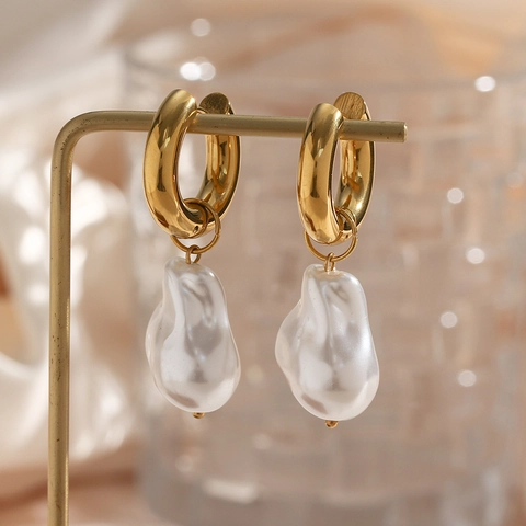 Vintage Baroque Artificial Pearl Hoop Earrings For Women Gold Plated Stainless Steel Irregular Pearl Drop Earrings Jewelry