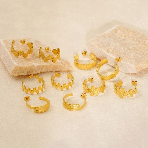 Geometrische Oorbellen Roestvrij Staal 18K Verguld C-Vorm Getextureerd Bloem Golf Mode Sieraden Voor Vrouwen