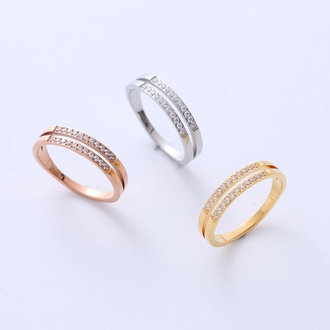 Anillo De Estrás De Doble Fila De Acero Inoxidable 316L Pavé Joyas Elegantes Minimalistas Para Mujer