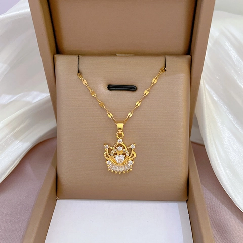 Heart Crown Pendant Necklace Gold Plated Titanium Steel Copper With Cubic Zirconia Elegant Jewelry For Women