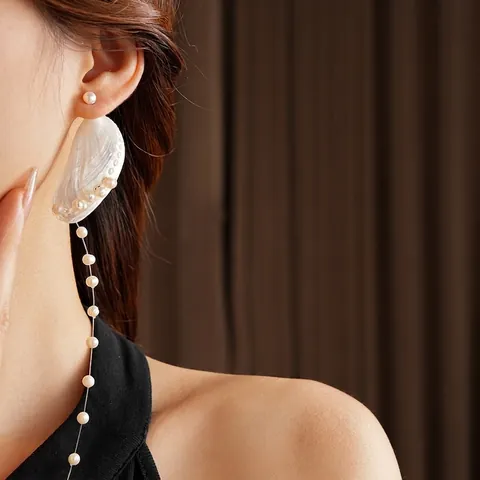 Pendientes Largos Borla Concha Perla Agua Dulce Con Poste Plata Elegante Irregular Nicho Lujo Moda Mujeres