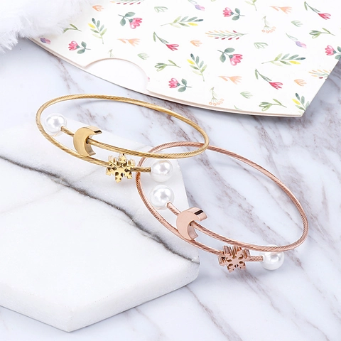 Simple Jonc en Acier Inoxydable pour Femme Avec Perle Artificielle Breloques Flocon Lune Or Or Rose Argent Bijoux Cadeau