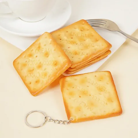 Realistic Simulation Soda Cracker Keychain PVC Square Food Model Photography Prop Creative Toy Accessory