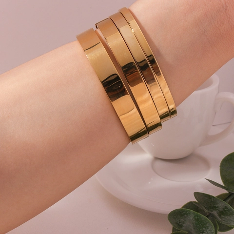Minimalist Bangle Bracelet Stainless Steel 18K Gold Plated Mirror Polish Flat Surface Hinge Clasp Waterproof Jewelry Women