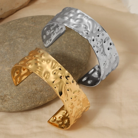 Hammerschlag Textur Manschettenarmband Edelstahl Verstellbarer Offener Armreif Minimalistischer Wasserfester Schmuck