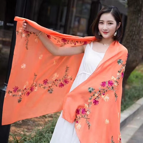 Ethnic Embroidered Floral Cotton Scarf Shawl For Women Vintage Daisy Pattern Sunscreen Beach Wrap Winter Scarf Accessory