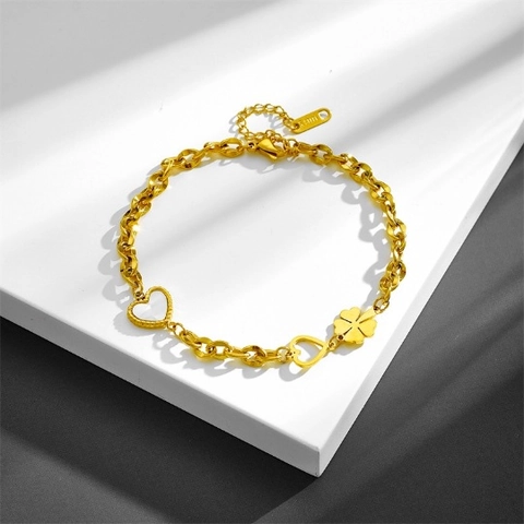 Pulsera De Dijes De Acero Inoxidable Con Corazón Y Trébol Elegante Incrustación De Concha Blanca Ajustable Bañada En Oro Para Mujer