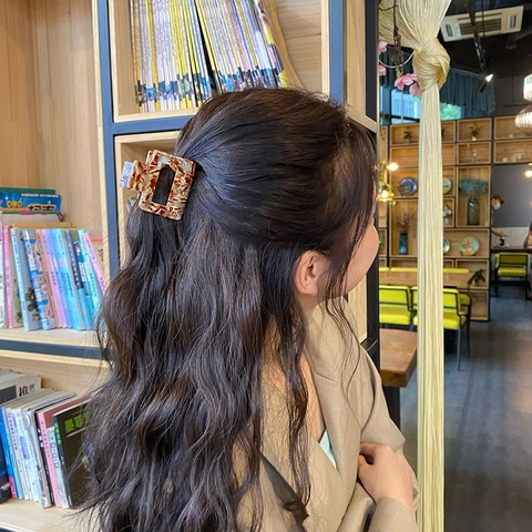 Hair Claw Clips Acetate Marble Tortoiseshell Hollow Out Vintage Hairpins Non-Slip Hair Clamps For Women Korean Style