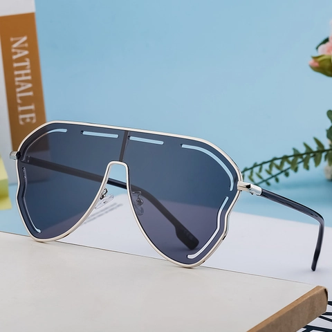 Oversized Shield Sunglasses Irregular One Piece Frame PC Metal Material UV400 Protection Trendy Eyewear For Women