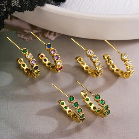 Gold Vergoldete Kupfer C-Form Ohrringe Mit Bunten Zirkon Geometrischer Minimalistischer Modeschmuck Für Damen