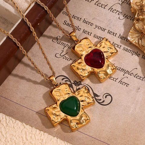 Collar De Colgante Corazón Cruz Vintage Acero Inoxidable Chapado En Oro Textura Martillada Cadena De Cuerda