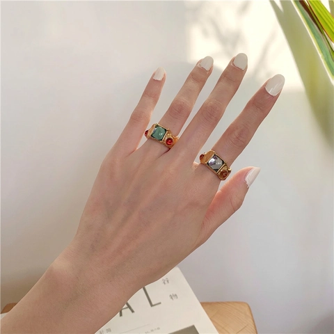 Vintage Barock Bunter Edelstein Legierung Ring Unregelmäßig Gehämmert Gold Überzogen Statement Fingerring Für Damen