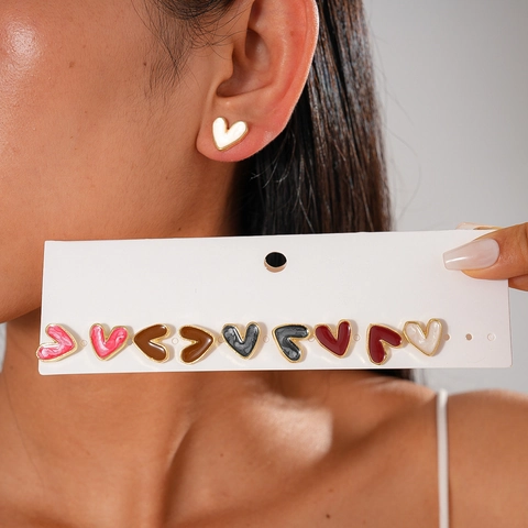 Orecchini A Lobo A Cuore In Lega Con Perno In Argento Smalto Retro Semplice Gioielli Di Lusso Di Nicchia Per Donne