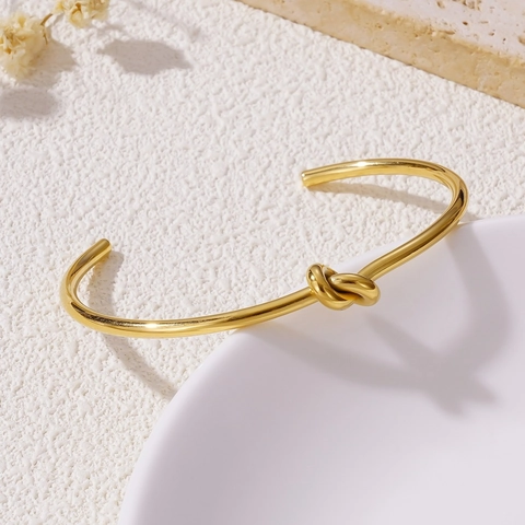 Minimalistische Knoop Open Manchet Armband Roestvrij Staal Gepolijst Verstelbaar Bangle Mode Sieraden Vrouwen Elegante Eenvoudige Stijl