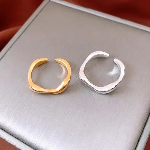Unregelmäßiger Wellen Offener Ring 18K Gold Plattiert Kupfer Minimalistisch Verstellbarer Fingerschmuck Damen Vielseitig