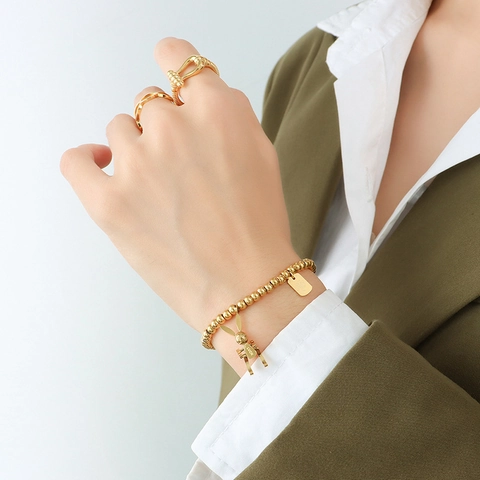 Minimalistisches Titanstahl Hase Anhänger Elastisches Perlenarmband 18K Vergoldet Trendy Ins Stil Mode Schmuck Für Damen
