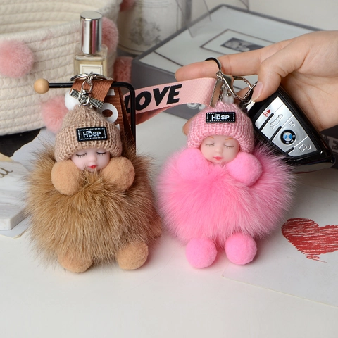Schlafende Baby Puppe Schlüsselanhänger Fuchs Pelz Pompon Mit Strickmütze Und LOVE Band Tasche Anhänger Für Damen