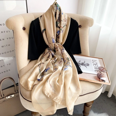 Sciarpa Elegante Con Stampa Floreale Artistica Effetto Raso Scialle Di Raso Da Donna Protezione Solare Leggero Lungo