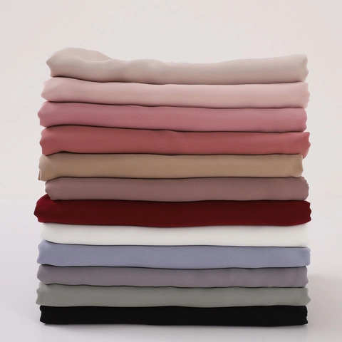 Women's Solid Color Polyester Scarf Lightweight Wrinkle Resistant Long Shawl Fashion Hijab For Daily Wear Simple Commuter Wrap