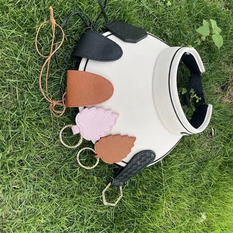 Portable PU Leather Hat Clip For Travel Magnetic Cap Holder Bag Accessory Outdoor Hands-free Heart Leaf Style