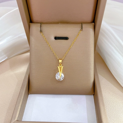 Collana Con Pendente A Forma Di V Con Zircone Catena In Acciaio Inossidabile Rame Placcato Oro Collane Per Donne Elegante