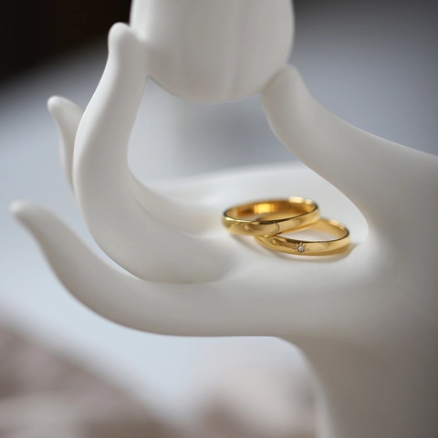 Einfacher Eleganter Stern Und Mond Stapelring Titanstahl 18K Vergoldet Dünnes Band Schmuck Für Damen