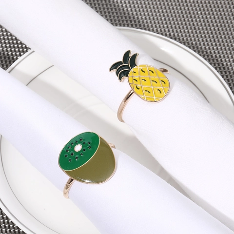 Creative Fruit Shaped Napkin Rings Alloy Enamel Watermelon Pineapple Strawberry Pattern Napkin Buckle For Dining Table Wedding Party Decor