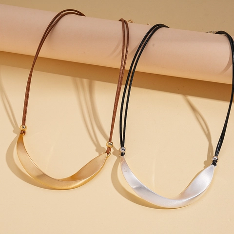 Alloy Brushed Twisted Geometric Pendant Necklace With Double Layer Wax Cord Minimalist Sweater Chain For Women