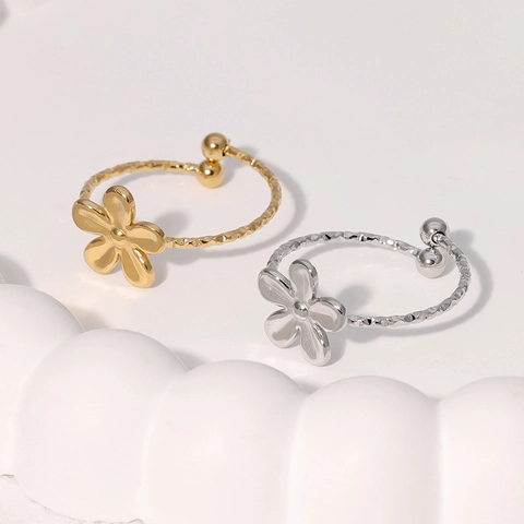 Anillo Abierto De Flor Chapado En Oro Acero Inoxidable Textura Martillada Ajustable Joyería Floral Simple Para Mujeres