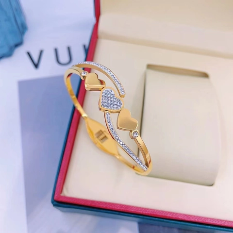 Stainless Steel Heart Open Bracelet For Women Rhinestone Inlaid Heart Shaped Spring Bangle Gold Silver Rose Gold Fashion Jewelry Gift
