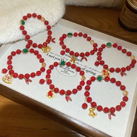 Legierung Und Glas Rotes Perlenarmband Mit Pferdeanhänger Chinesischer Stil Retro Damen Glücksbringer Schmuck
