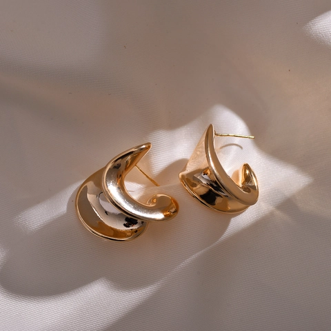 Französisch Retro Verdrehte C-Form Kupfer Ohrstecker Für Damen Minimalistische Geometrische Metall Ohrringe Gold Silber Plated Schmuck
