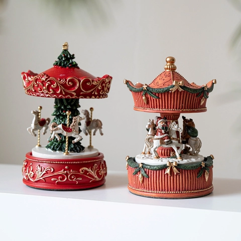 Christmas Music Box Resin Rotating Carousel Santa Claus Train Tree Mechanical Musical Ornament Vintage Festival Home Decor Gift