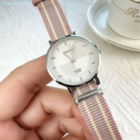 Women Quartz Watch Simple Japanese Style Round Dial Alloy Case Striped Nylon Strap Casual Wristwatch For Girls Students
