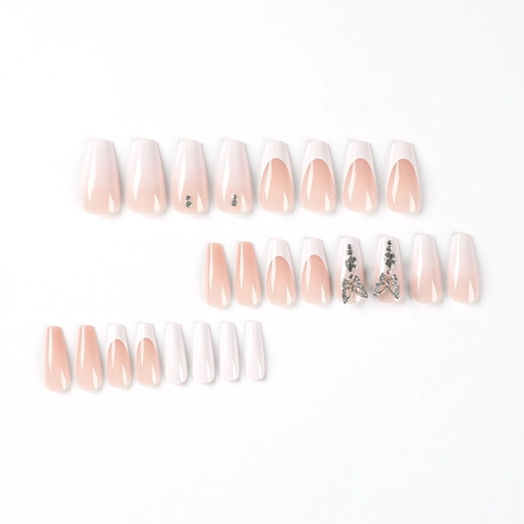 Press On Nägel Lang Sarg Französische Spitze Strass Schmetterling Nude Pink Verlauf Glänzend Falsche Nägel