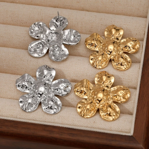 Hammered Flower Earrings 316 Stainless Steel Wrinkled Floral Studs Waterproof Hypoallergenic Elegant Vintage For Women