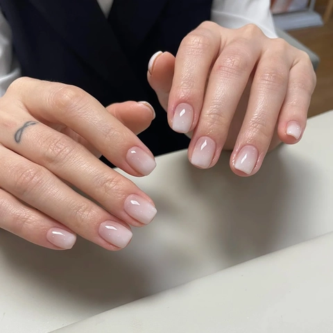 Press On Nails Ombre Milky White Gradient Square Round Artificial Fake Nails Glossy ABS Resin For Women